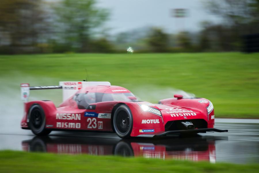 Nissan GT-R LM Nismo 2015 года  (фото 20 из 31)